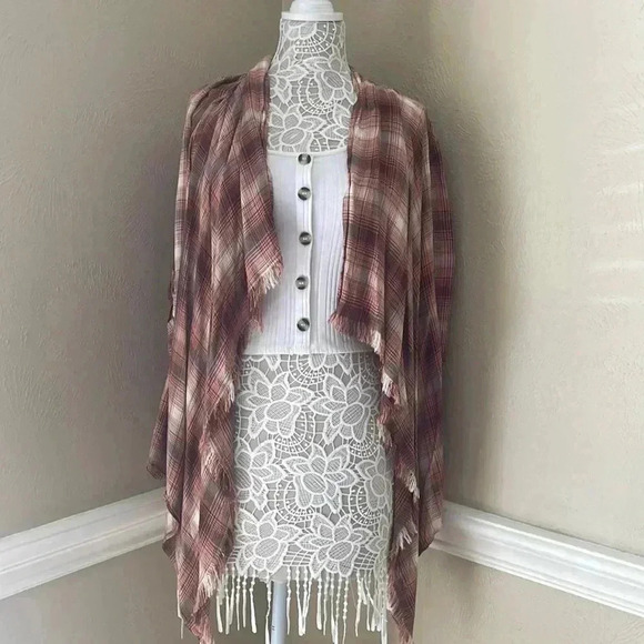 🍁 Maurices flannel kimono - Picture 1 of 7